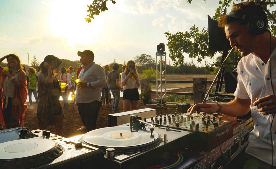 Renta de Sistemas de Audio y Bocinas HK en la CDMX 2024