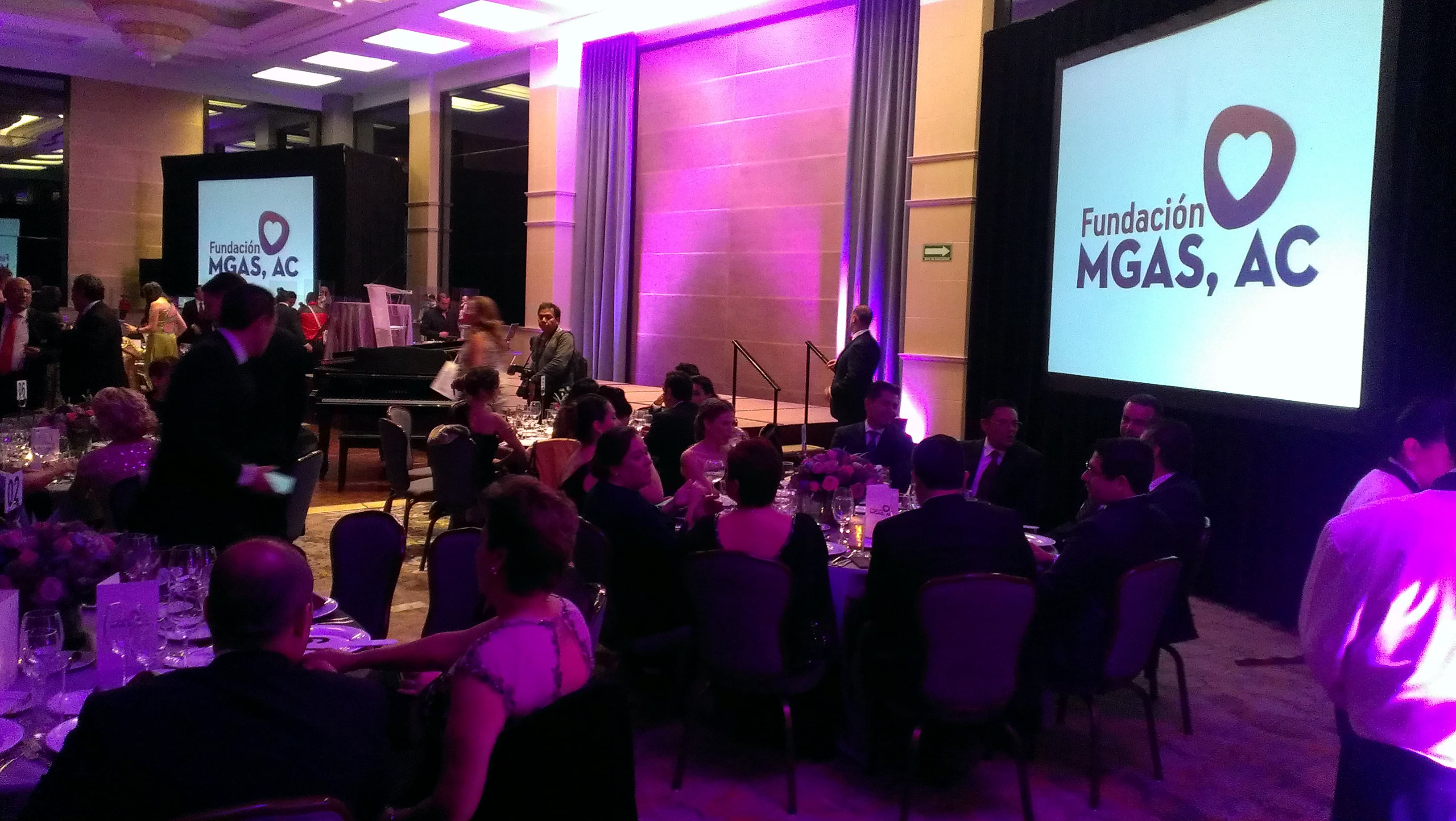 Renta de Sistemas de Audio y Bocinas HK en la CDMX 2024