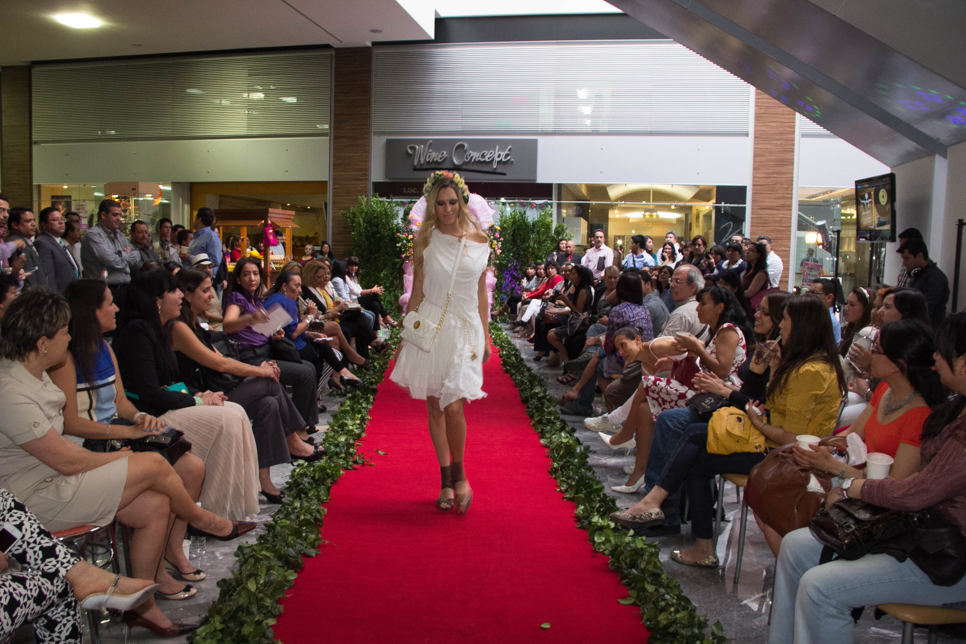 Renta de Sistemas de Audio y Bocinas HK en la CDMX 2024